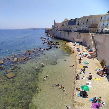 Casa Vacanze Barnaba Syracuse Exterior foto